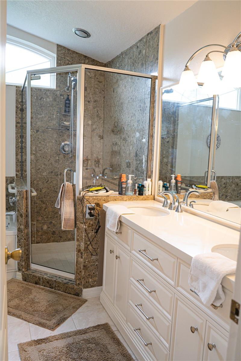 Image 5 of 23 For 3850 59th Place