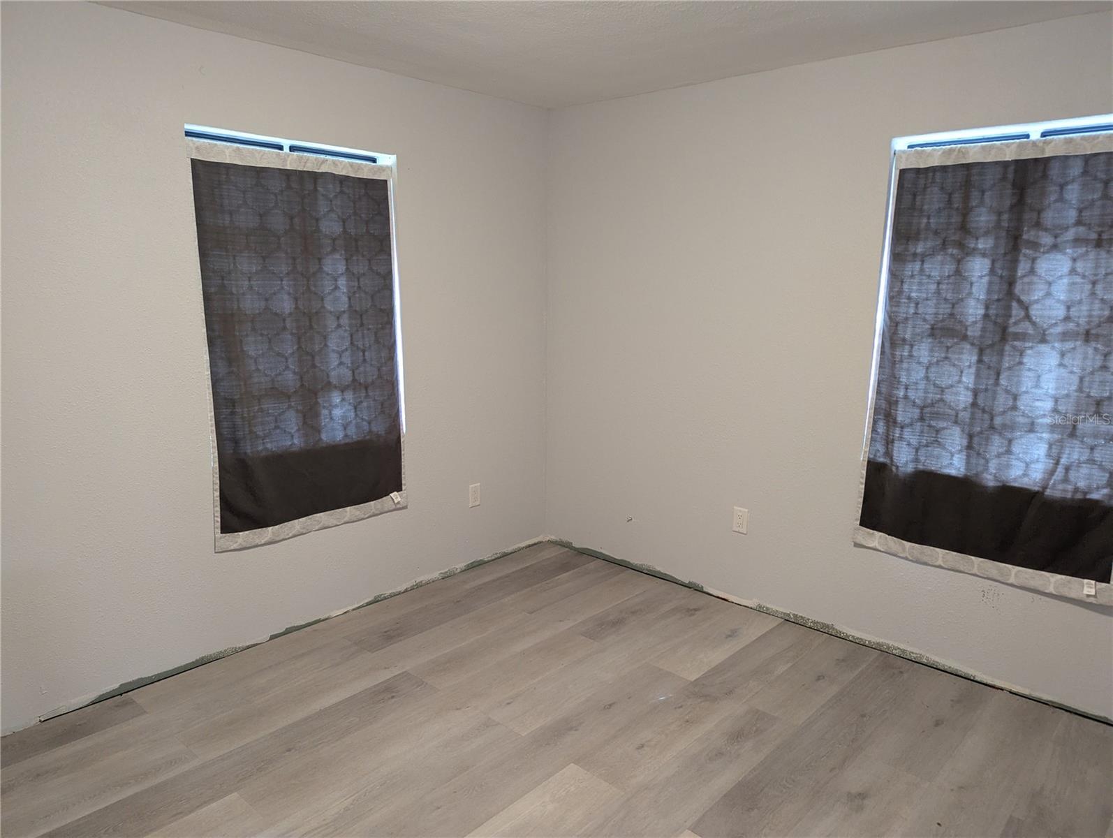 Image 16 of 37 For 1535 8th Street