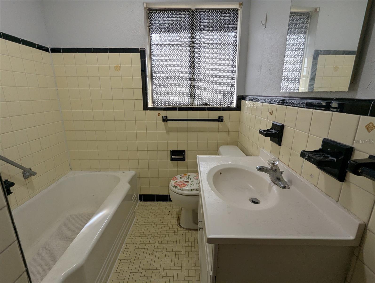 Image 19 of 37 For 1535 8th Street