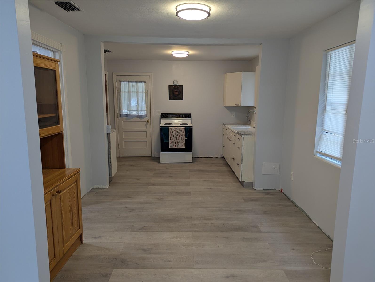 Image 9 of 37 For 1535 8th Street