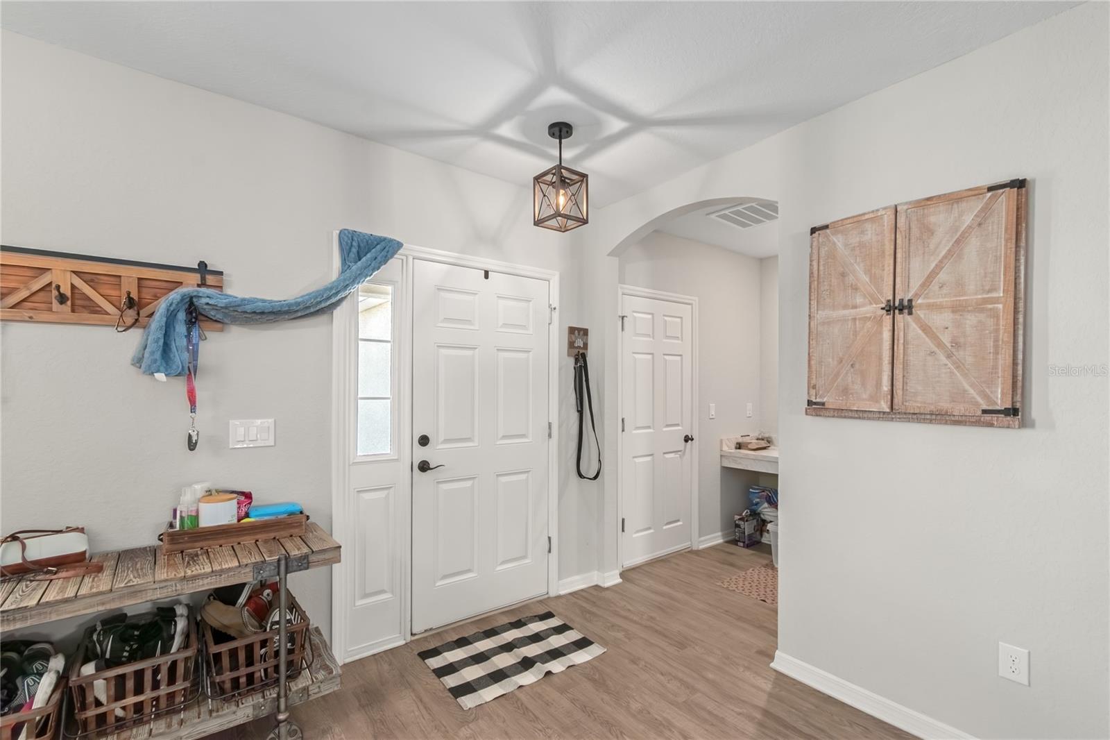 Image 9 of 69 For 9100 43rd Avenue