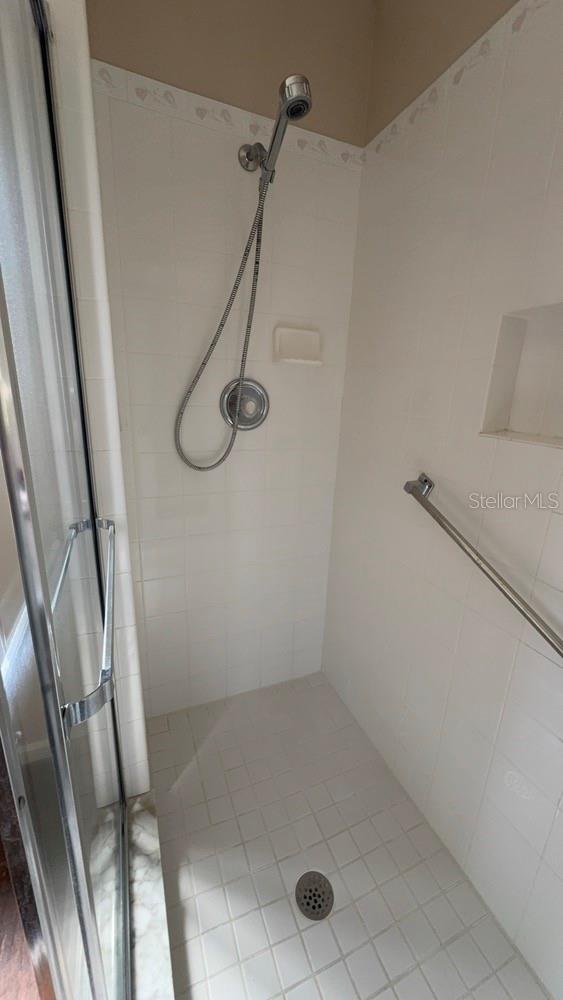 Image 21 of 31 For 5319 18th Street