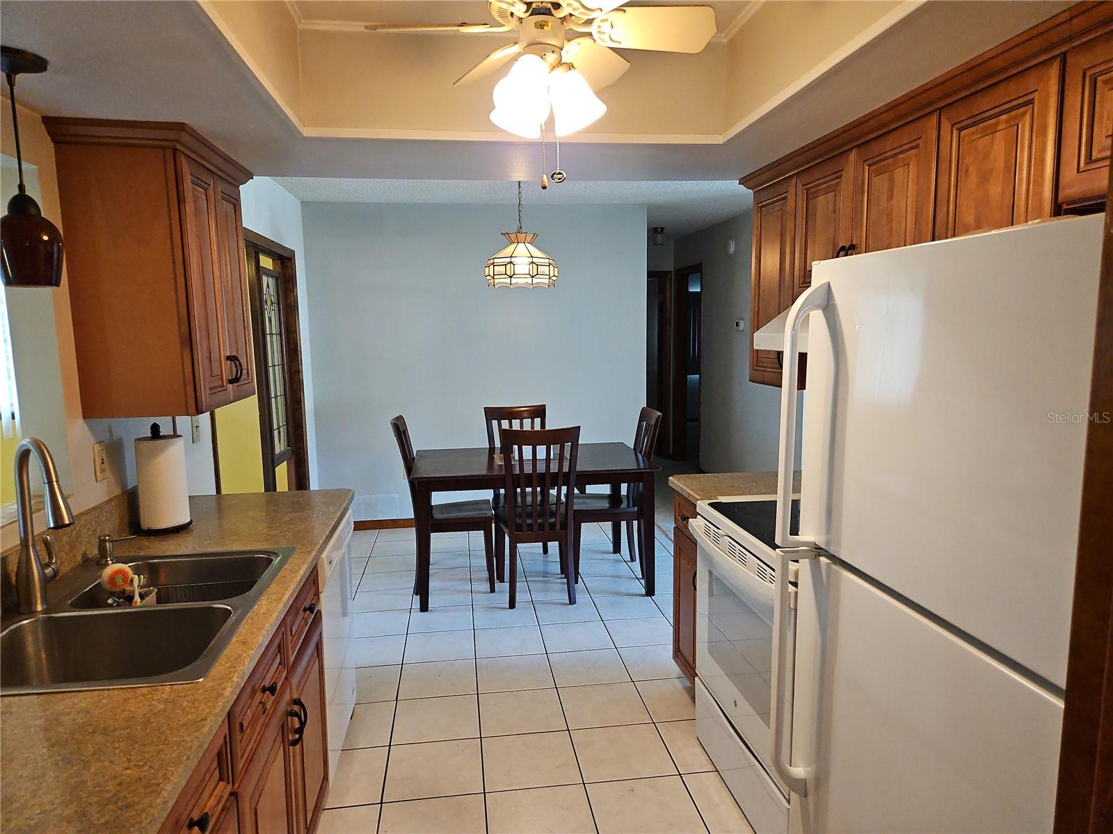 Image 10 of 31 For 11087 77th Court