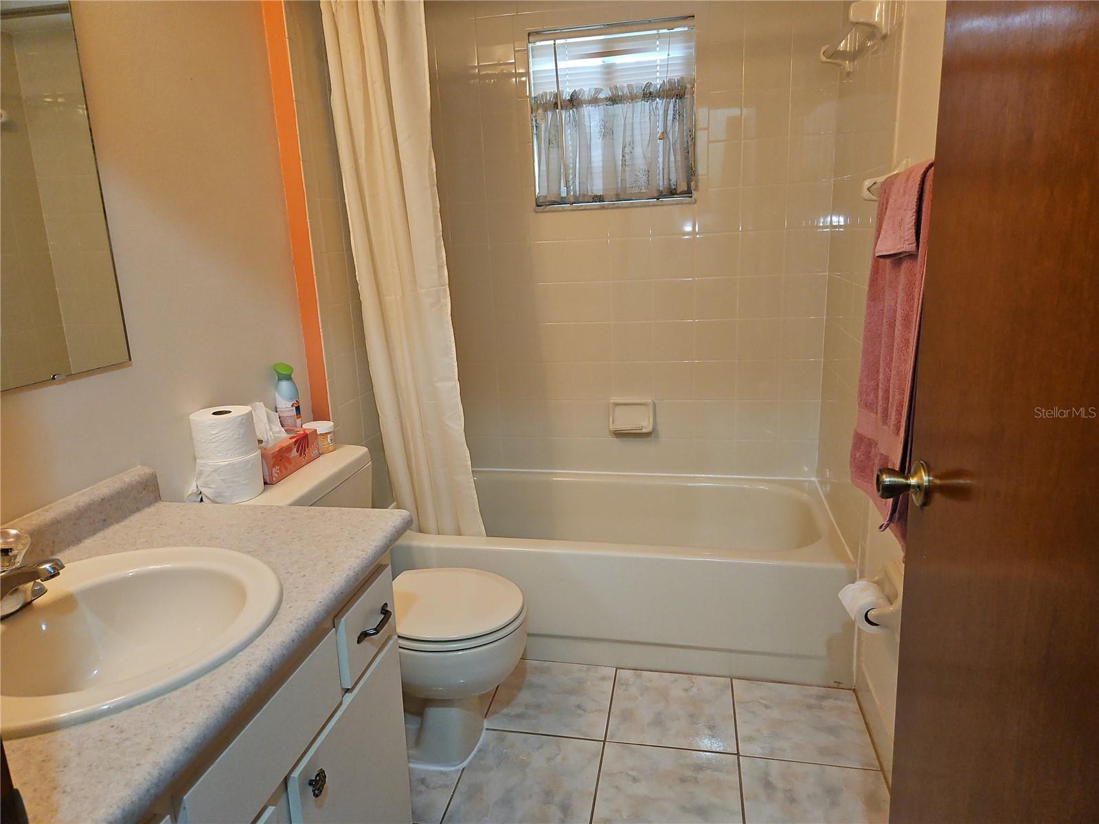 Image 16 of 31 For 11087 77th Court