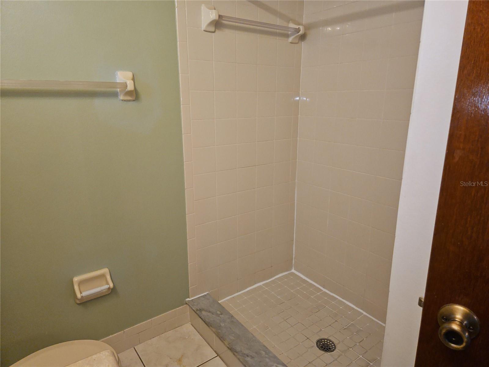 Image 20 of 31 For 11087 77th Court