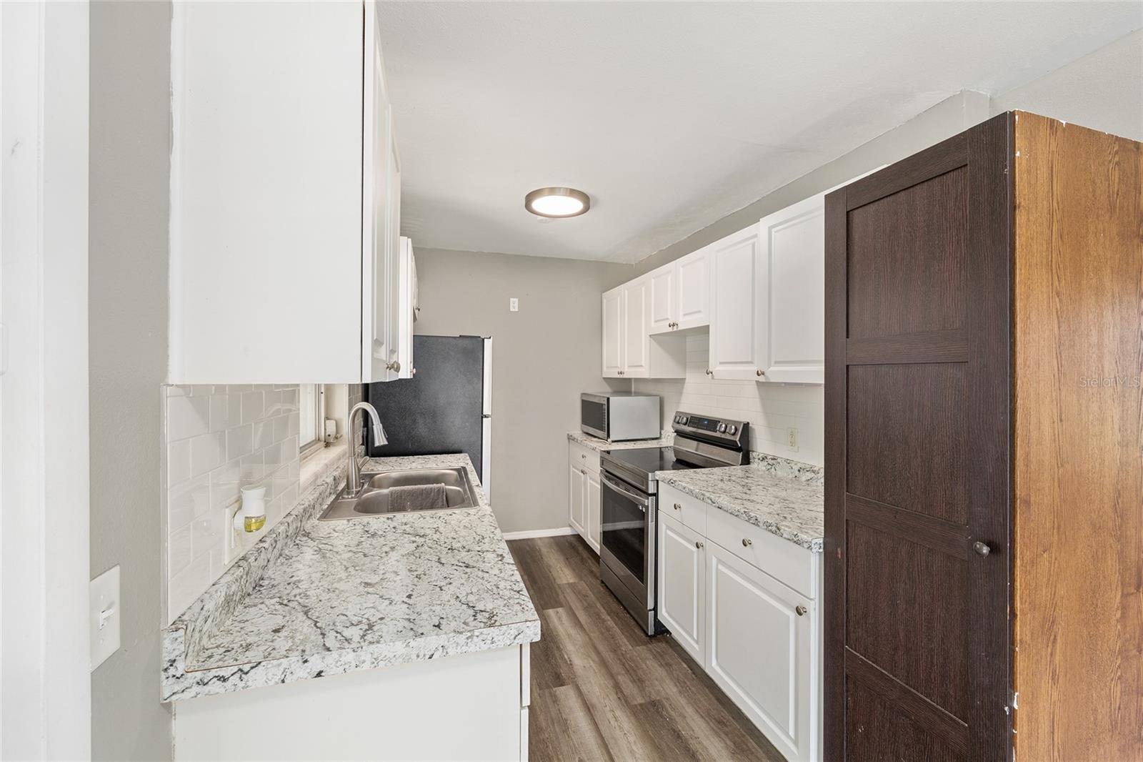 Image 18 of 40 For 5306 107th Place