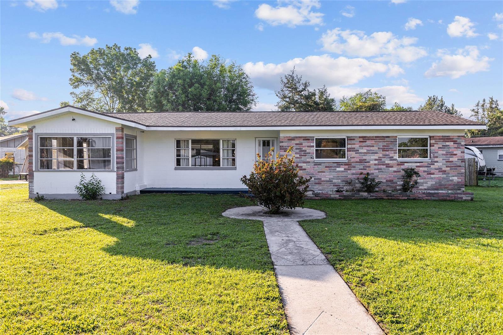 Image 2 of 40 For 5306 107th Place