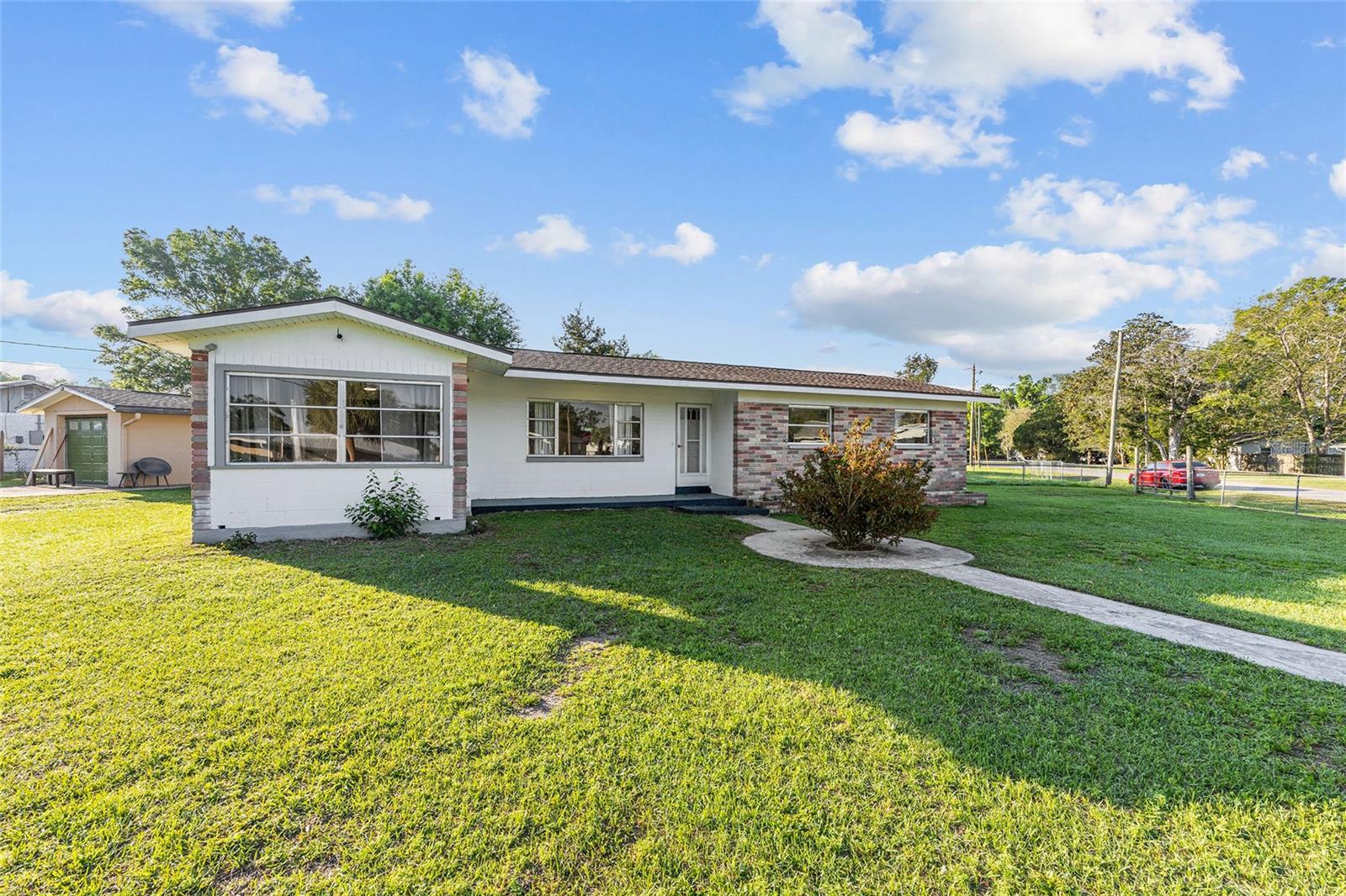 Image 4 of 40 For 5306 107th Place