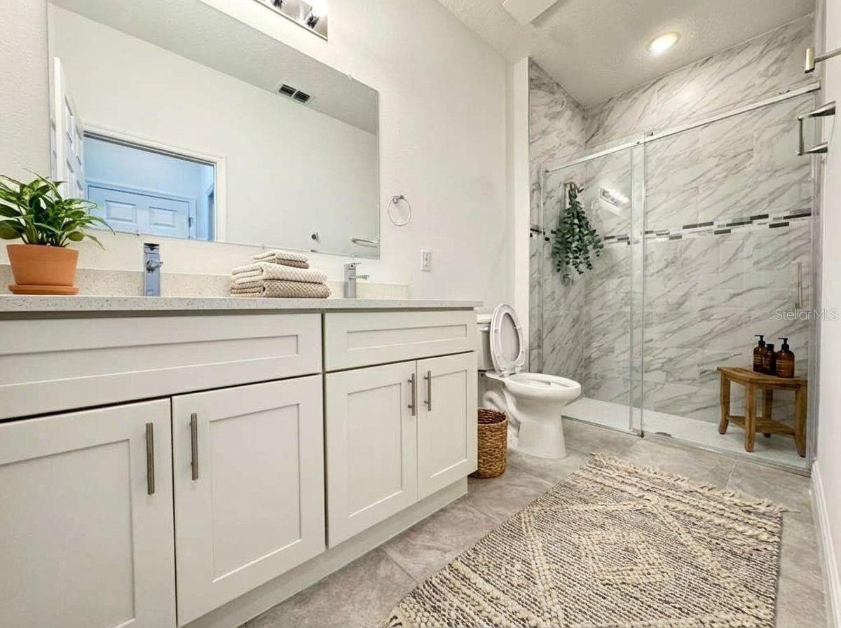 Image 22 of 51 For 2692 161st Loop