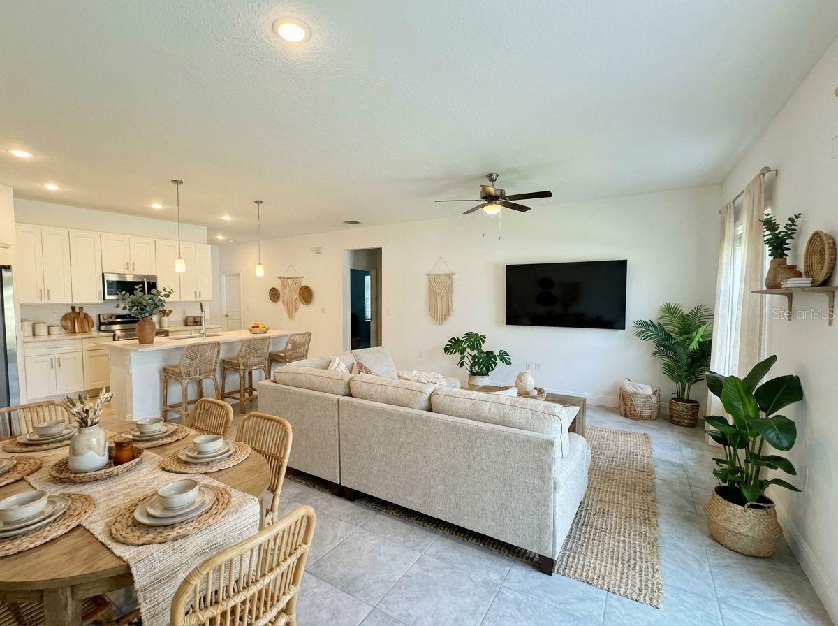 Image 4 of 51 For 2692 161st Loop