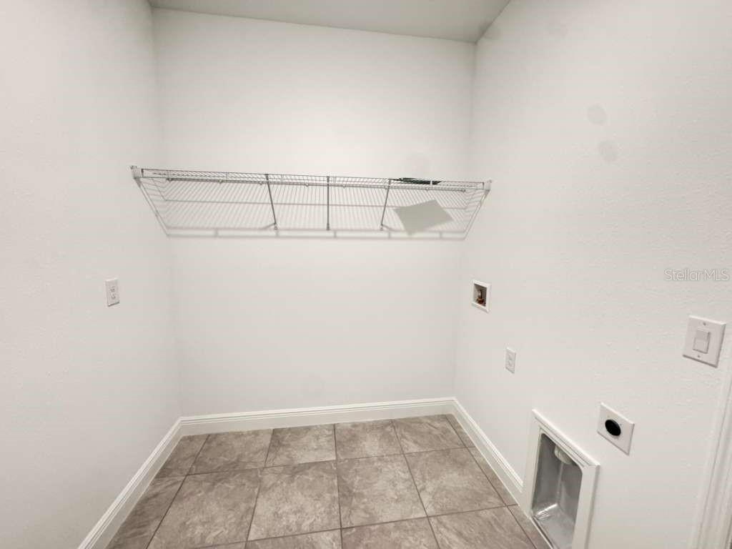 Image 40 of 51 For 2692 161st Loop