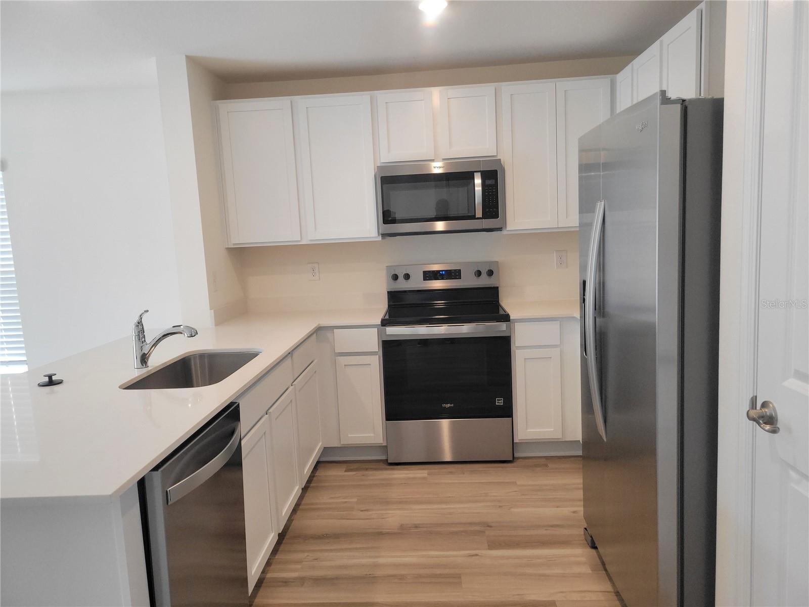 Image 4 of 13 For 6534 82nd Loop