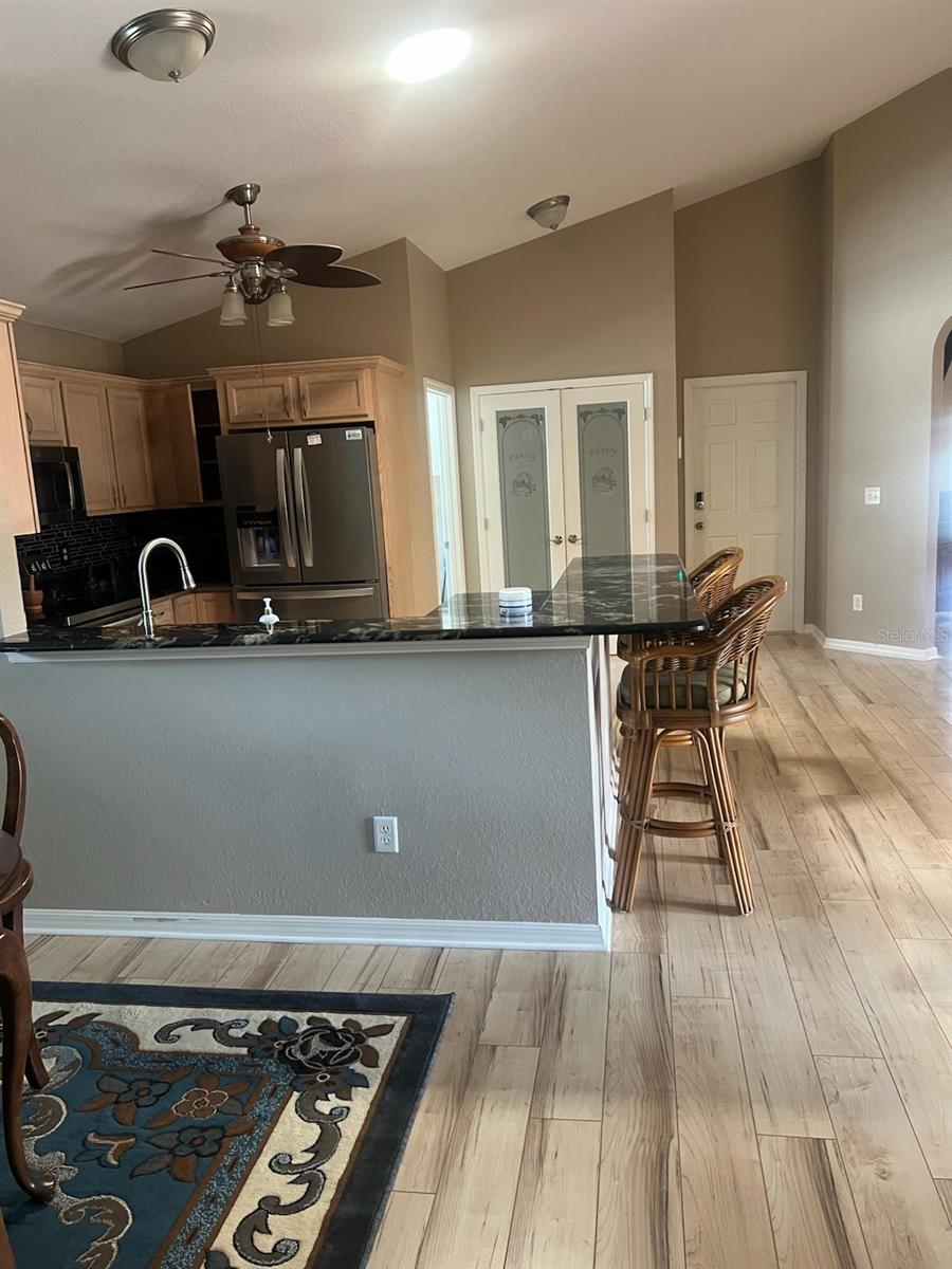 Image 11 of 12 For 17850 125 Circle