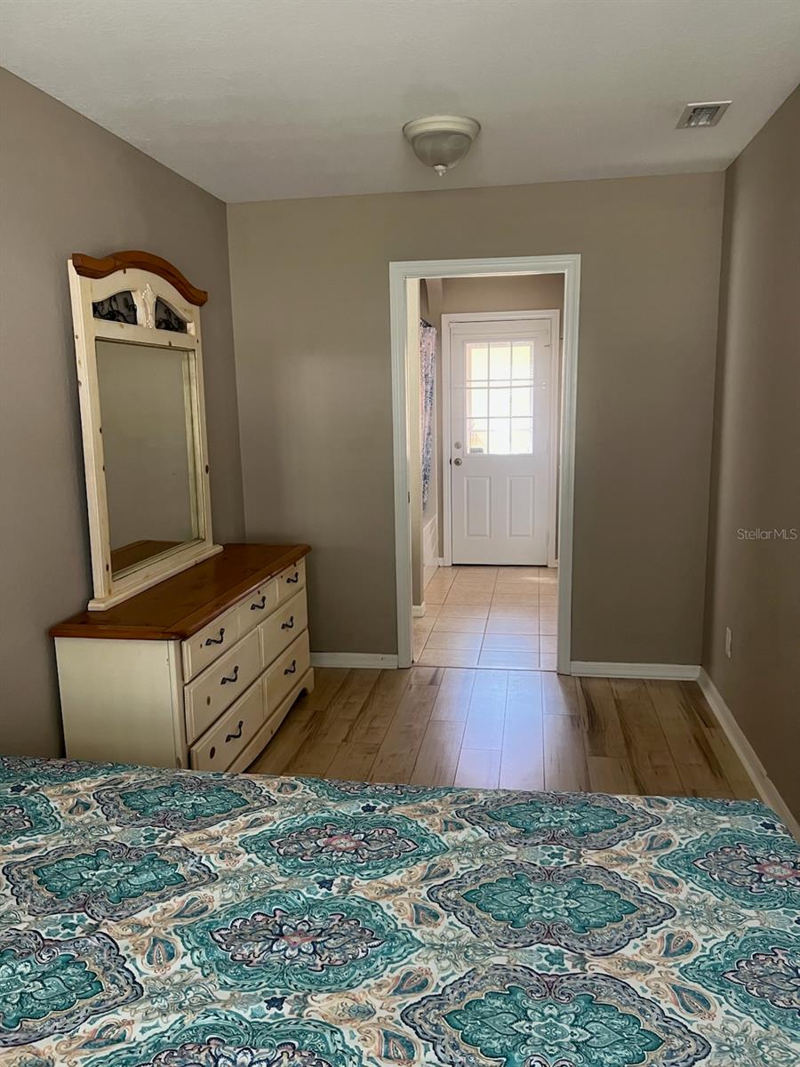 Image 12 of 12 For 17850 125 Circle