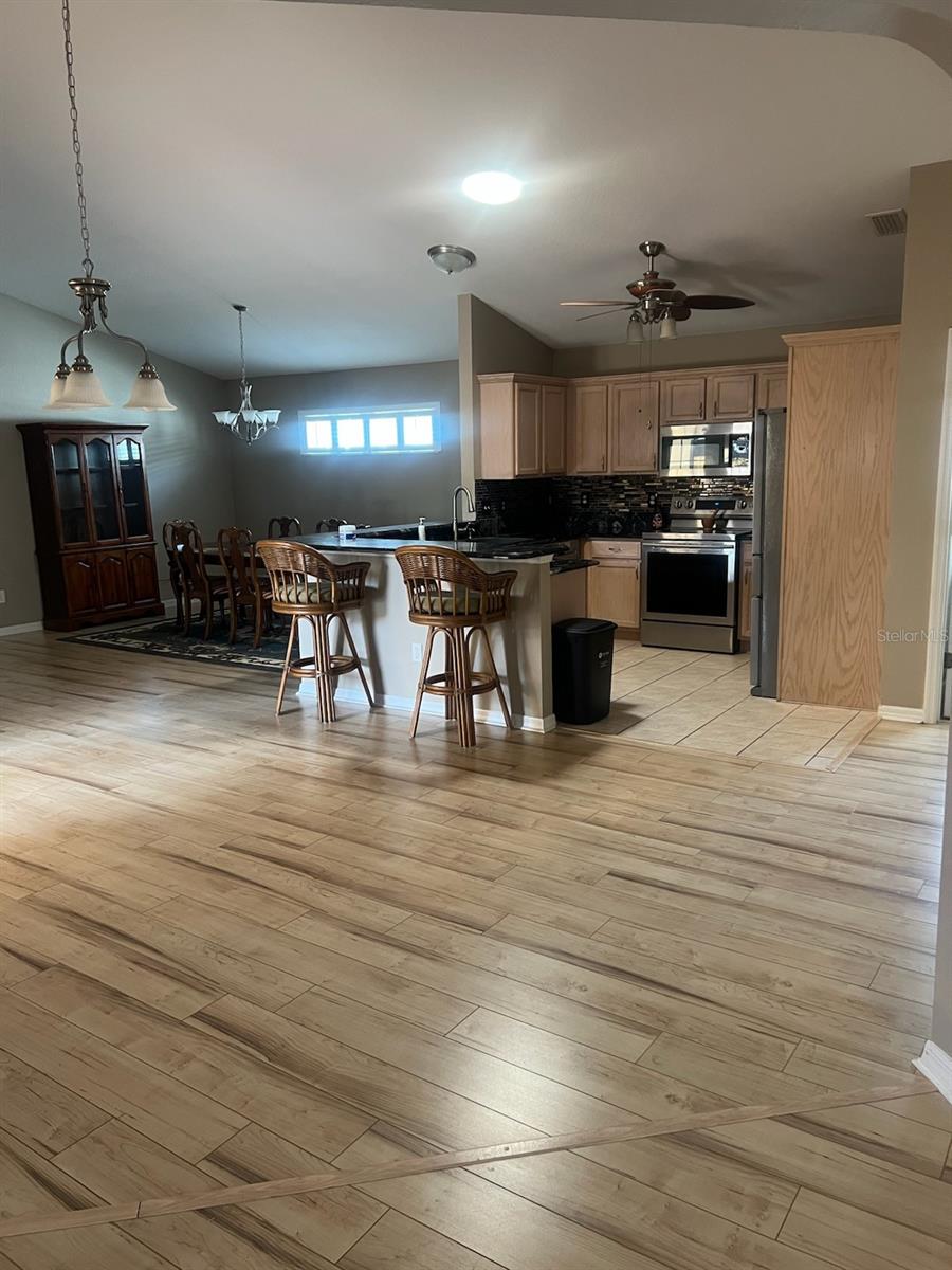 Image 4 of 12 For 17850 125 Circle