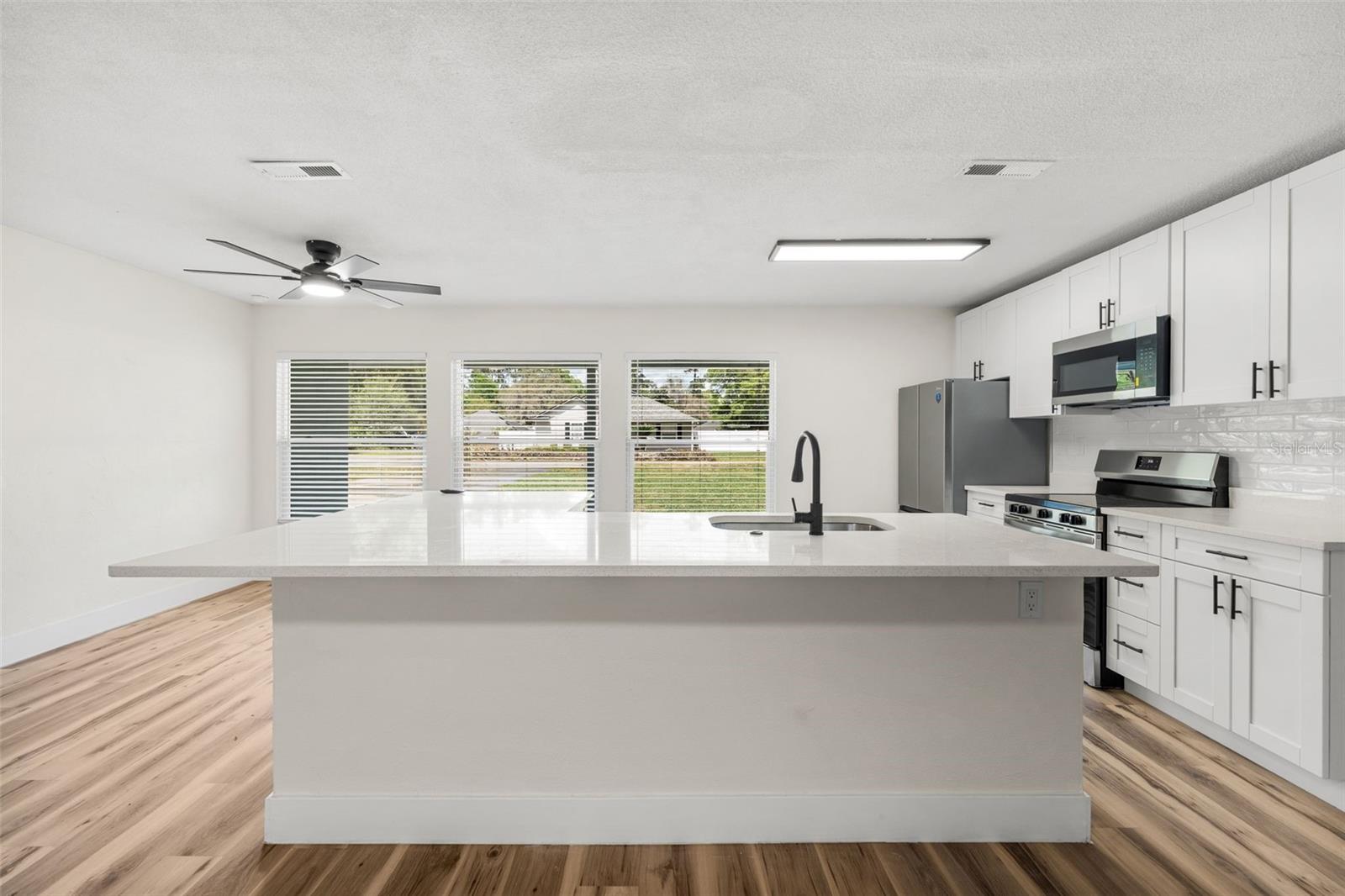 Image 10 of 35 For 1925 42nd Avenue