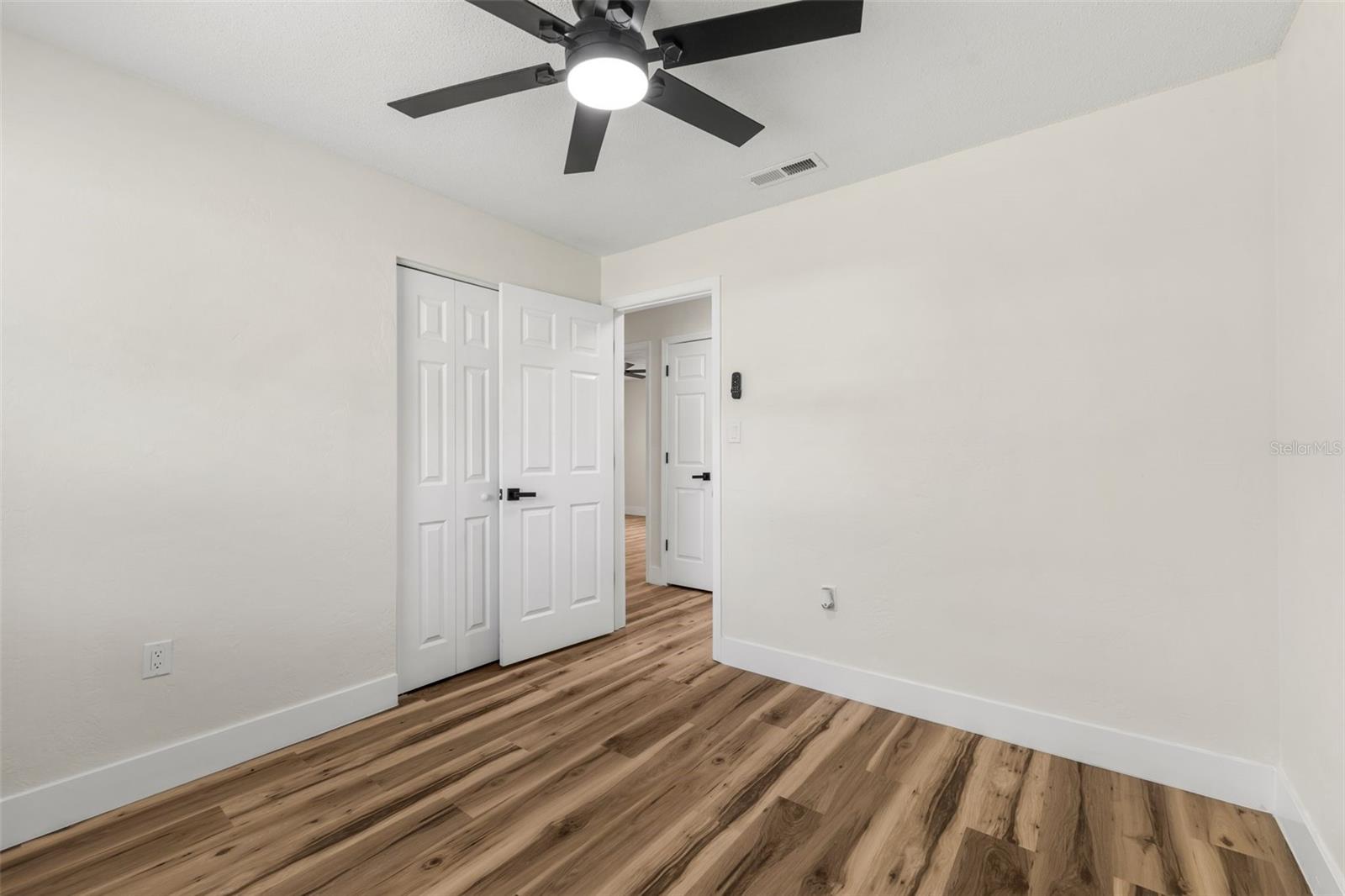 Image 18 of 35 For 1925 42nd Avenue