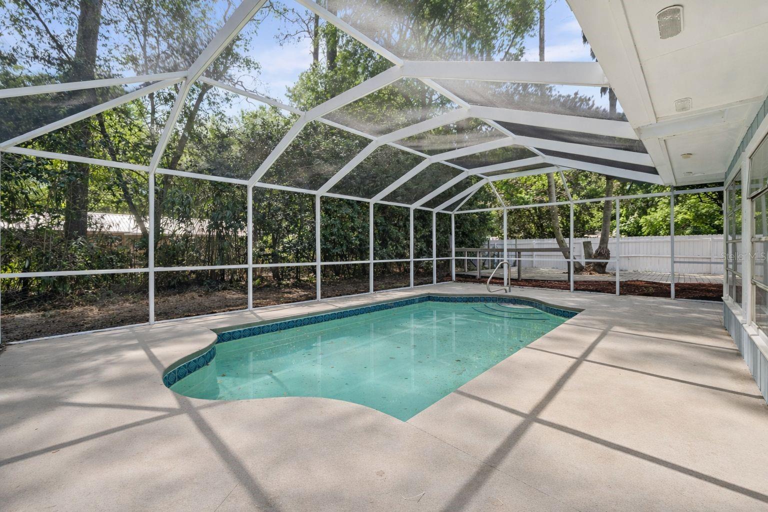 Image 26 of 35 For 1925 42nd Avenue