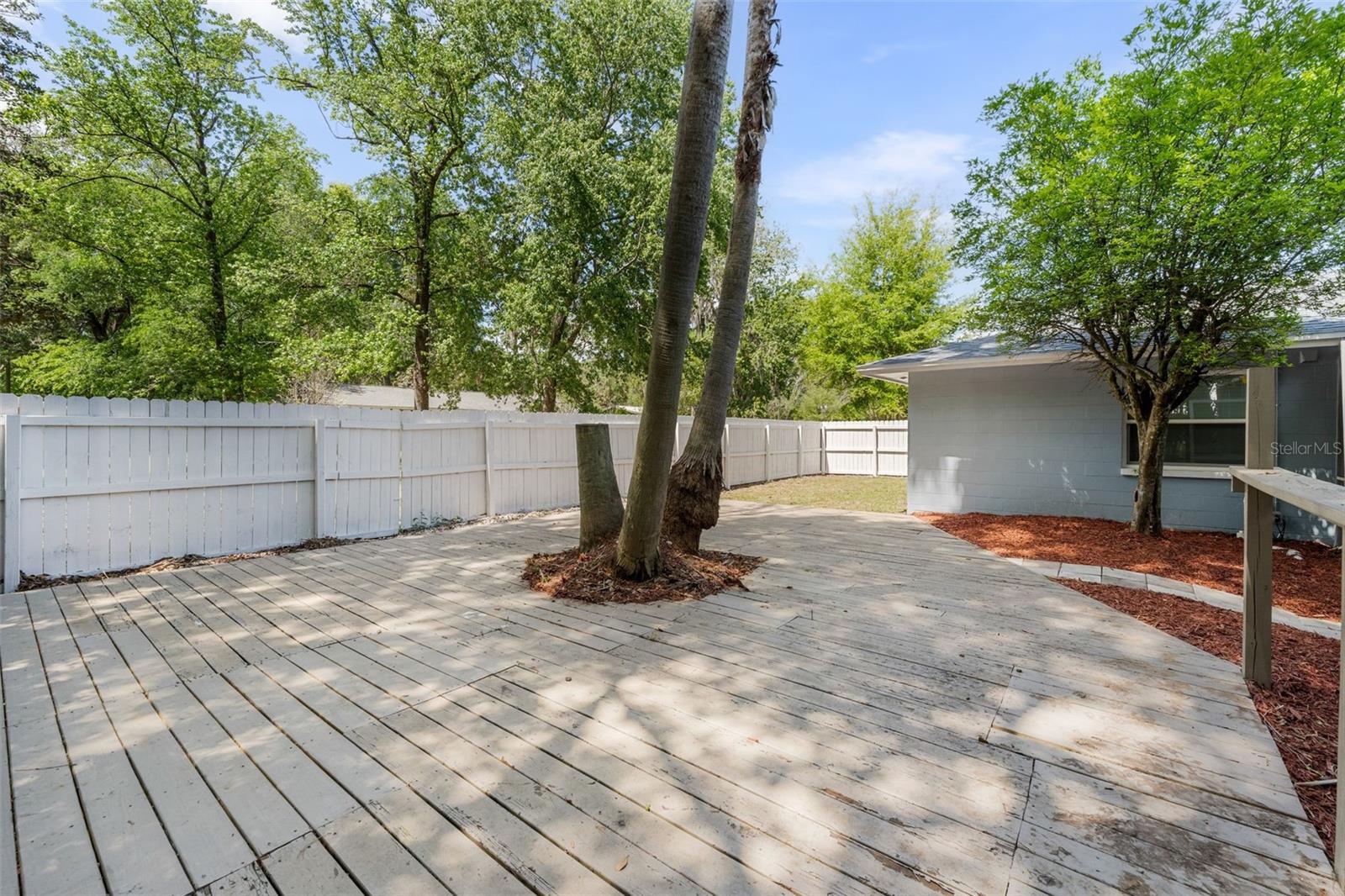 Image 28 of 35 For 1925 42nd Avenue