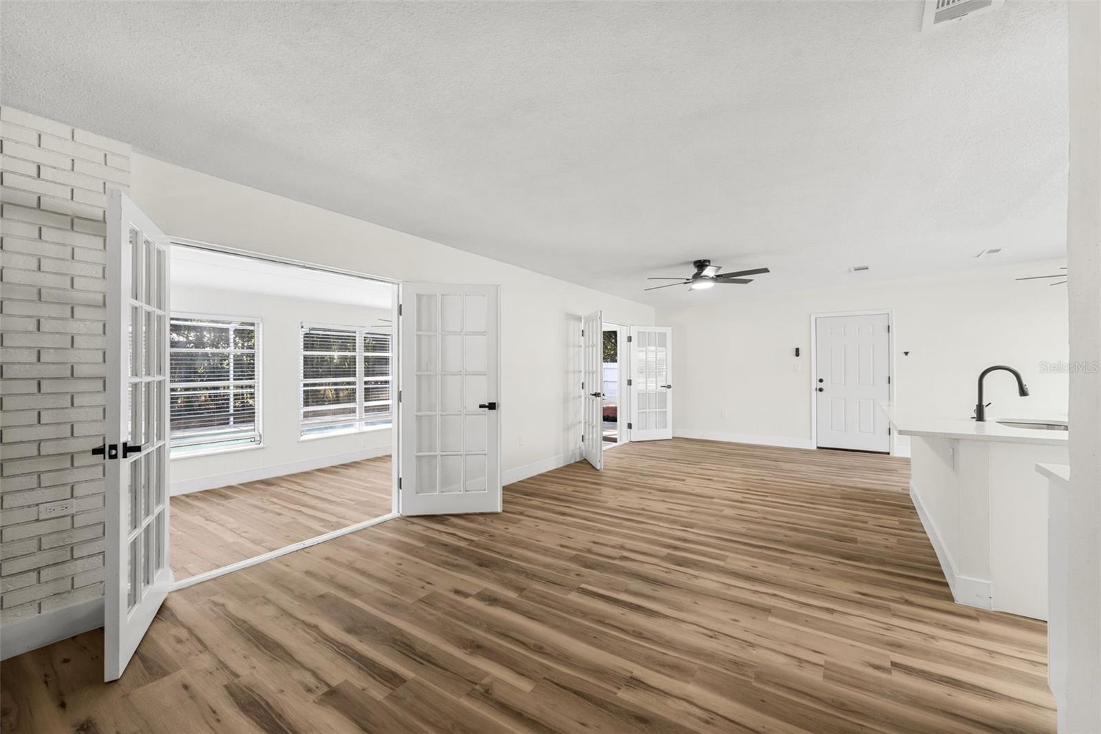 Image 5 of 35 For 1925 42nd Avenue