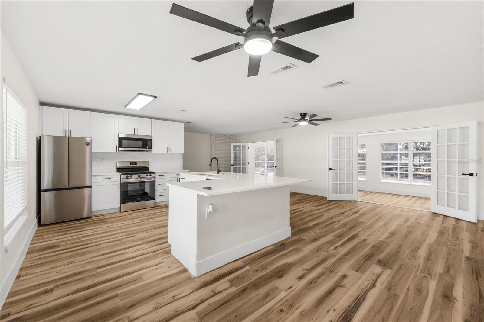 Image 8 of 35 For 1925 42nd Avenue