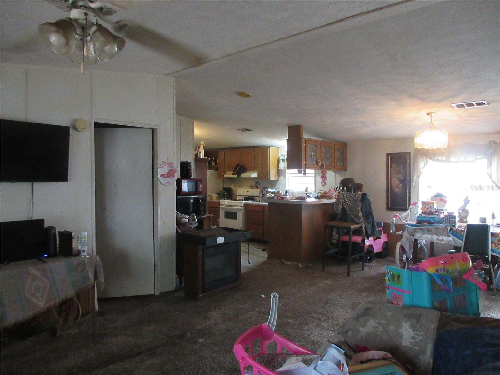 Image 18 of 76 For 5790 183rd Terrace