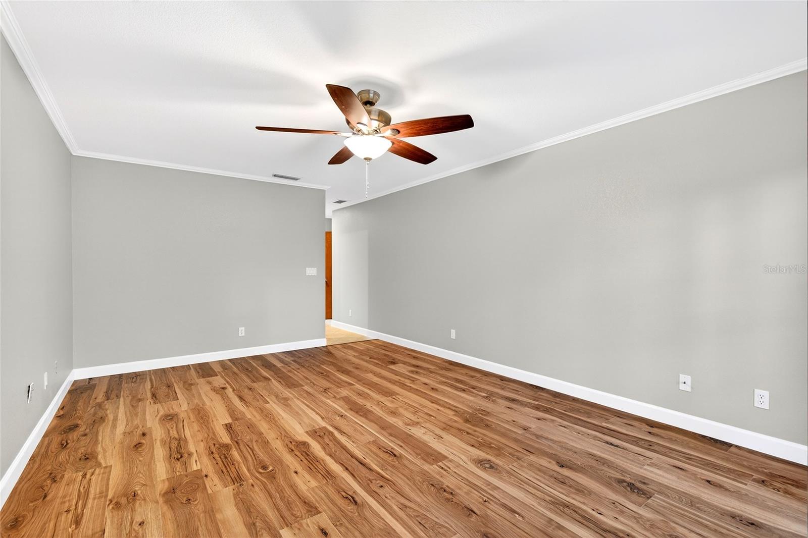 Image 21 of 39 For 5393 86th Place