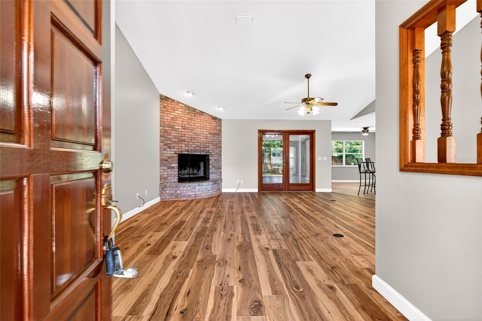 Image 4 of 39 For 5393 86th Place