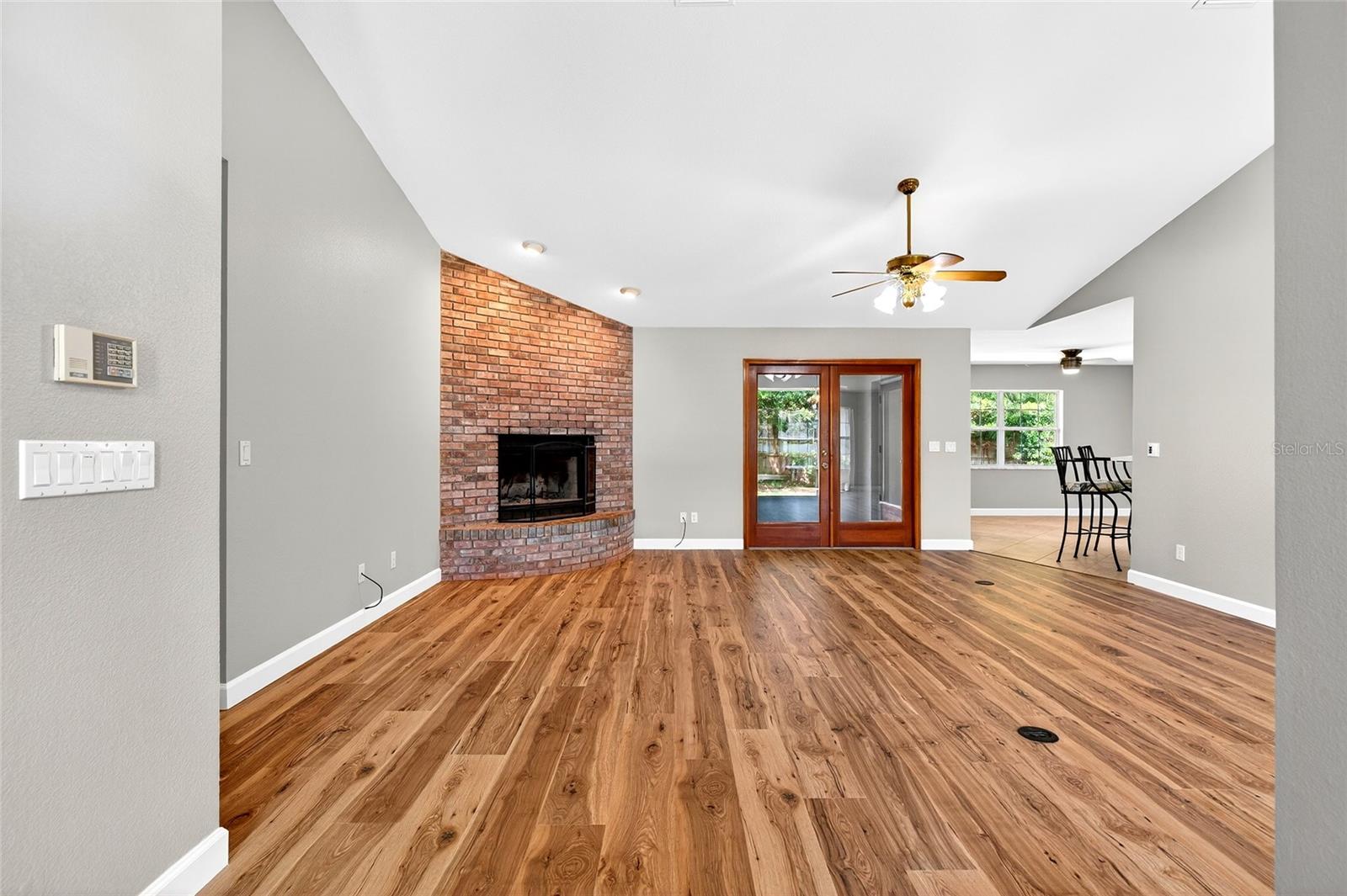 Image 5 of 39 For 5393 86th Place