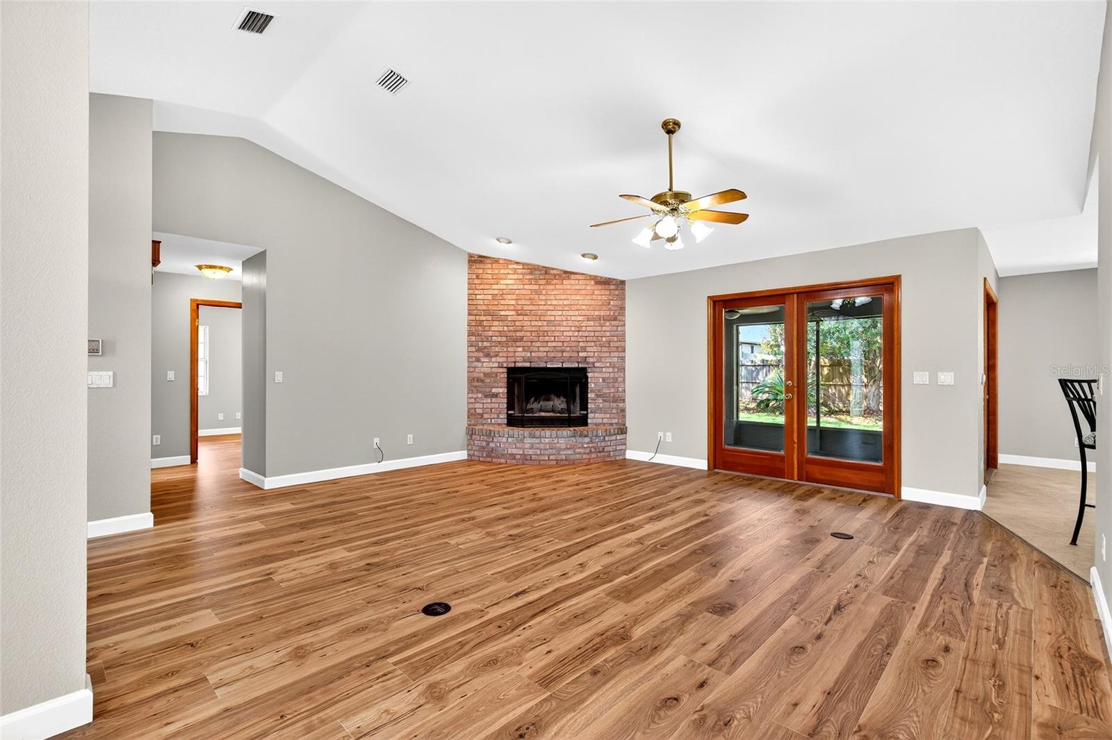 Image 7 of 39 For 5393 86th Place