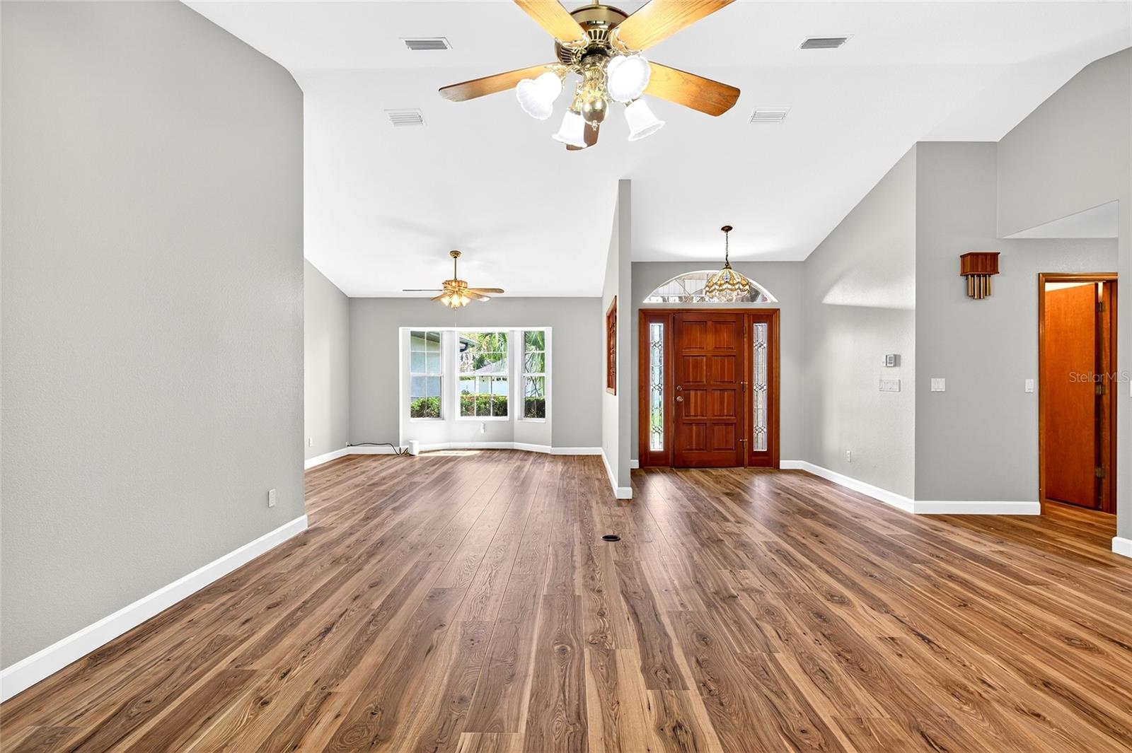 Image 9 of 39 For 5393 86th Place