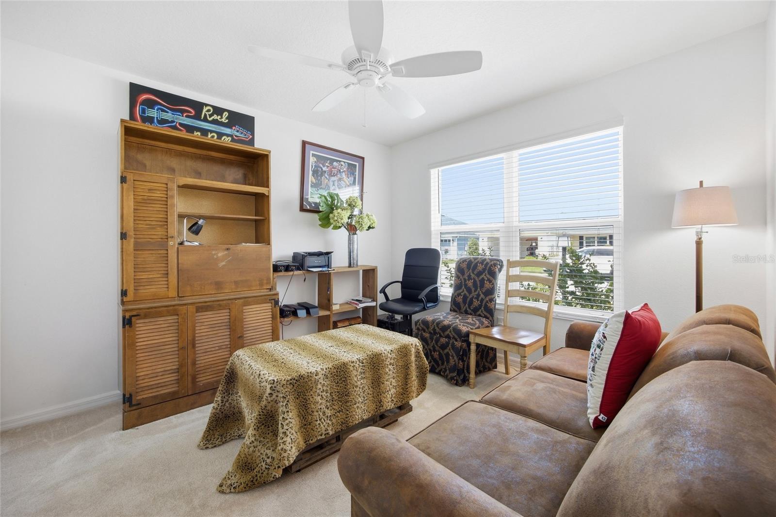 Image 22 of 28 For 2910 Monument Way