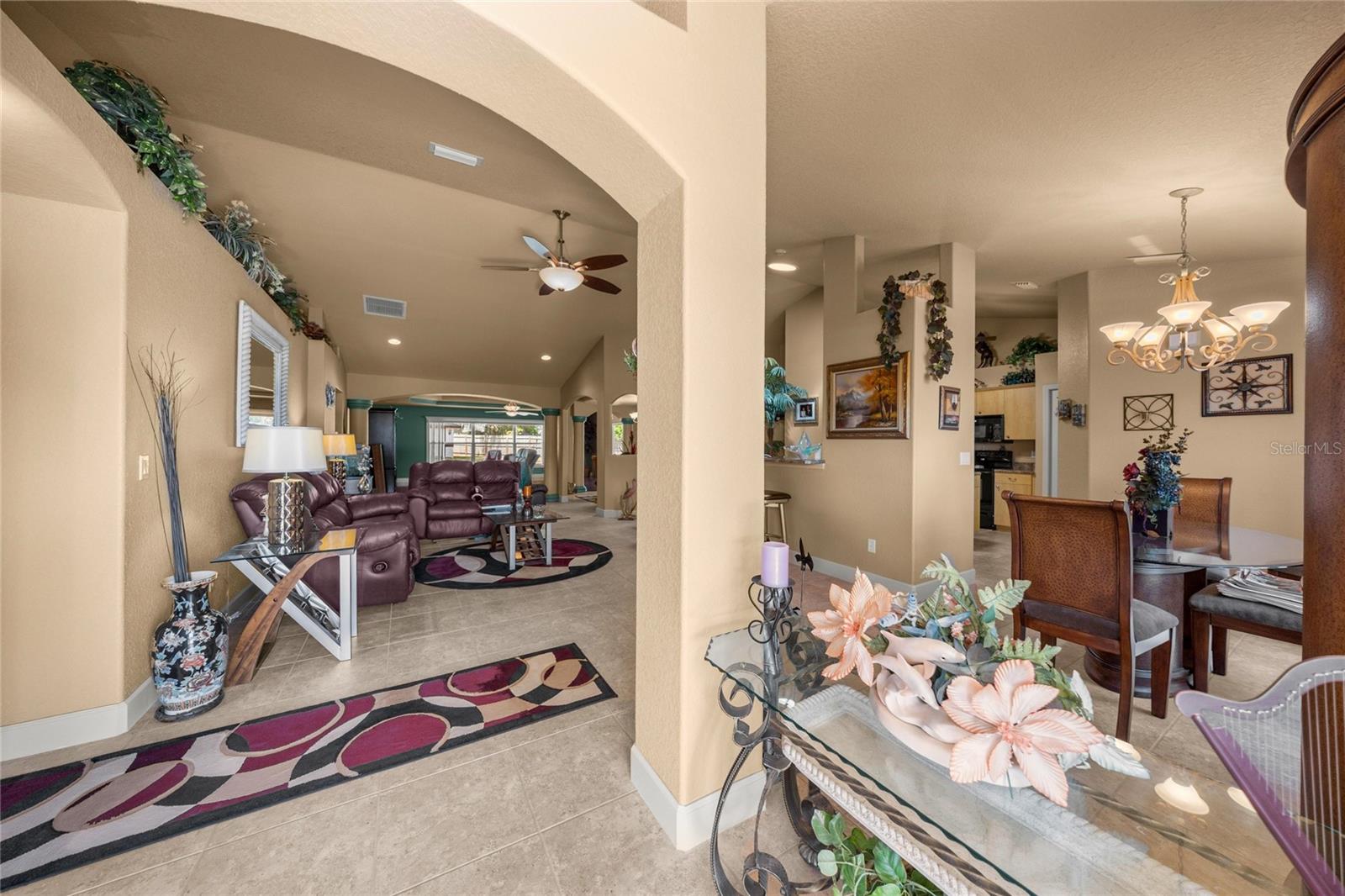 Image 13 of 48 For 5285 103rd Loop