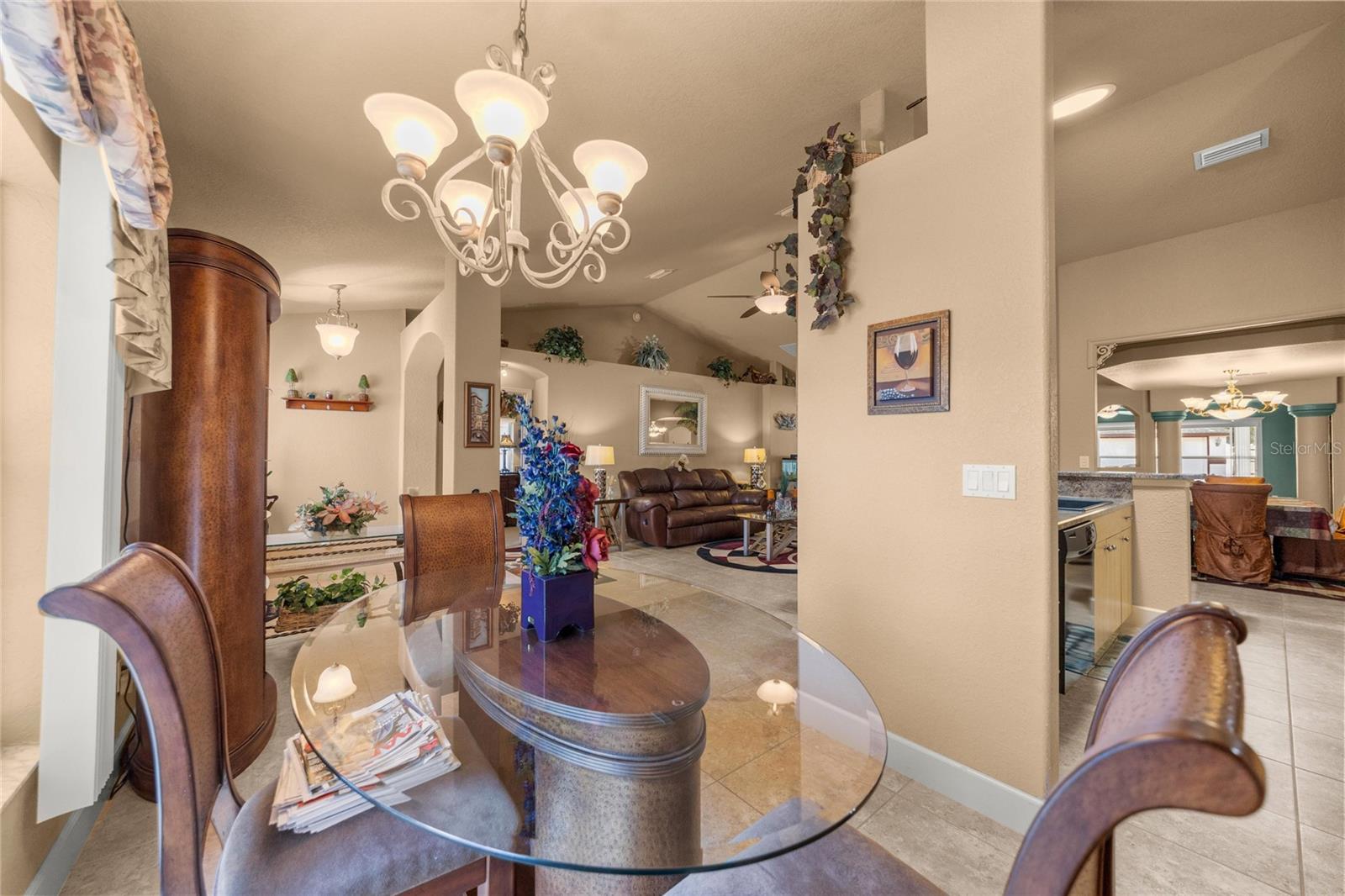 Image 24 of 48 For 5285 103rd Loop