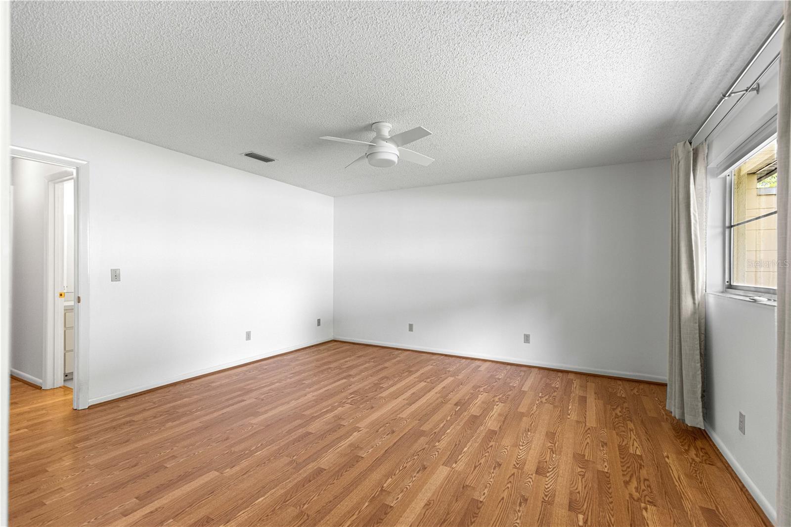 Image 13 of 27 For 8575 90th Lane C