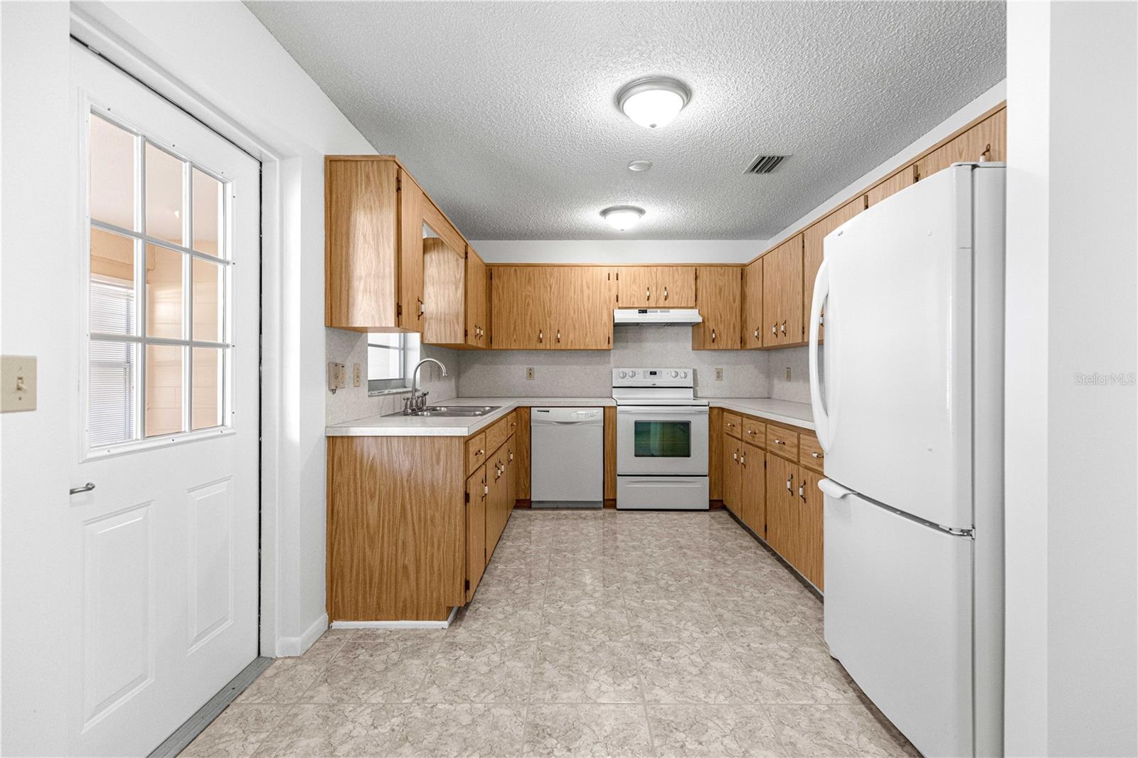 Image 20 of 27 For 8575 90th Lane C