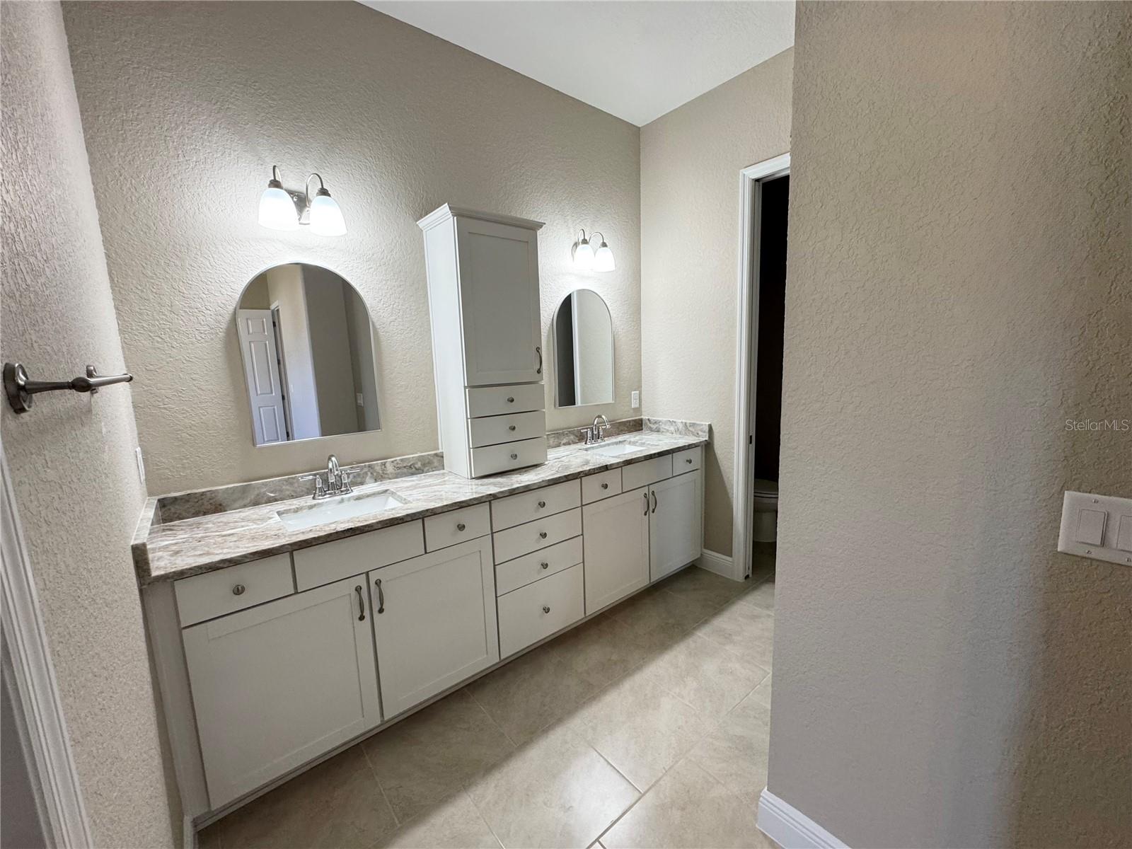 Image 23 of 55 For 9898 38th Avenue