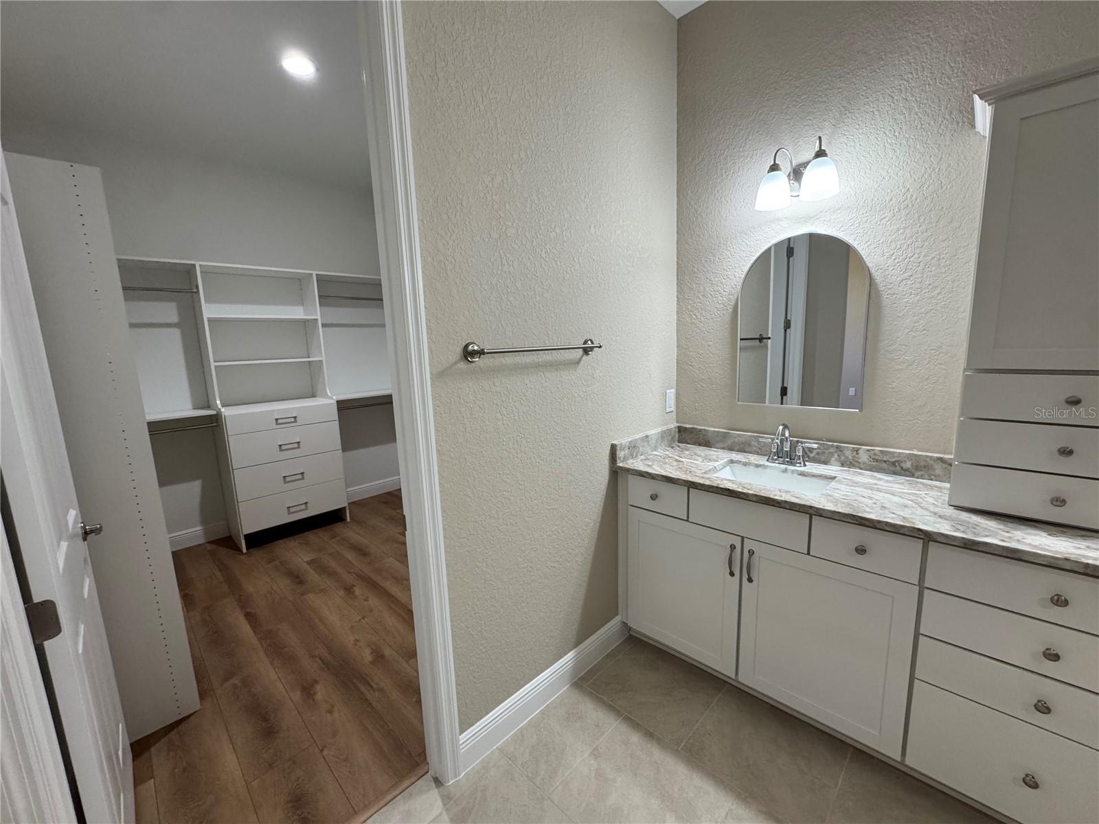 Image 24 of 55 For 9898 38th Avenue