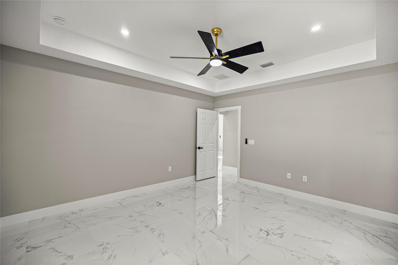 Image 15 of 27 For 3981 142nd Lane