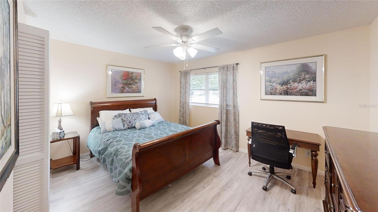 Image 19 of 22 For 8678 95 Street B