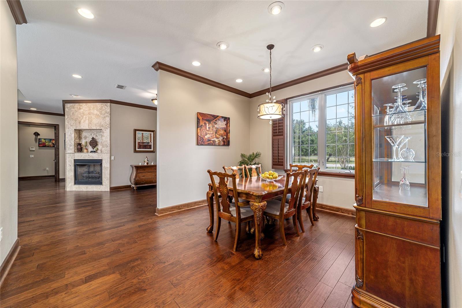 Image 10 of 73 For 678 47th Loop