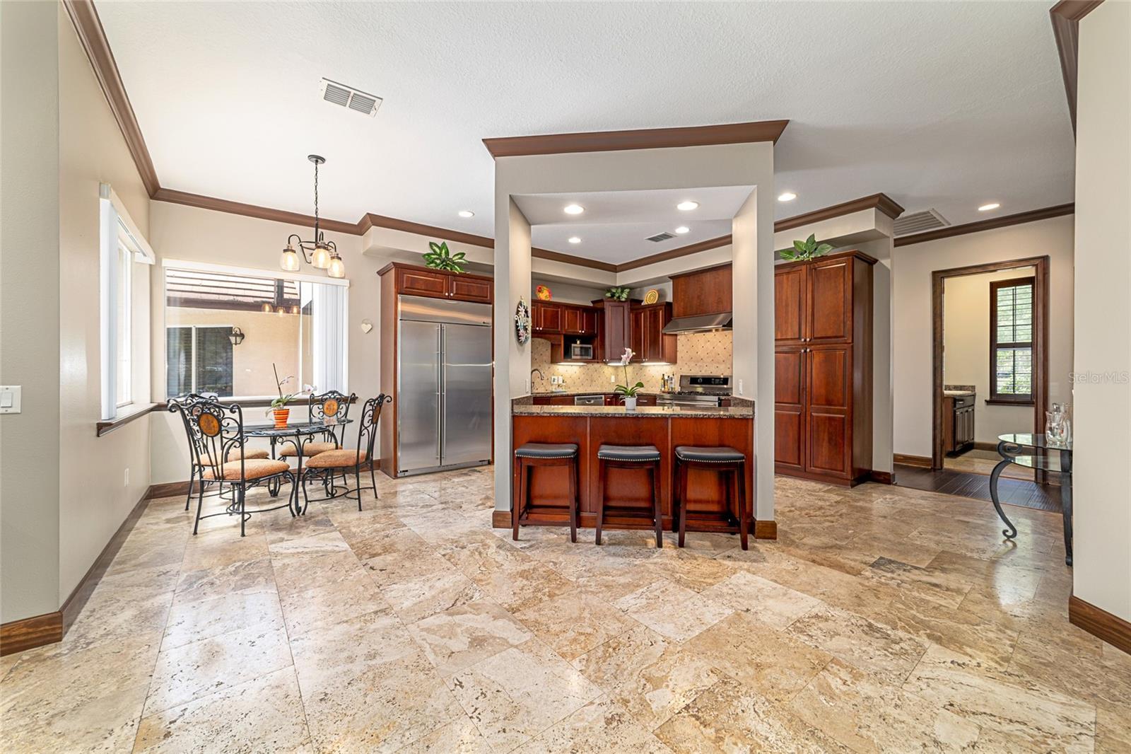 Image 17 of 73 For 678 47th Loop