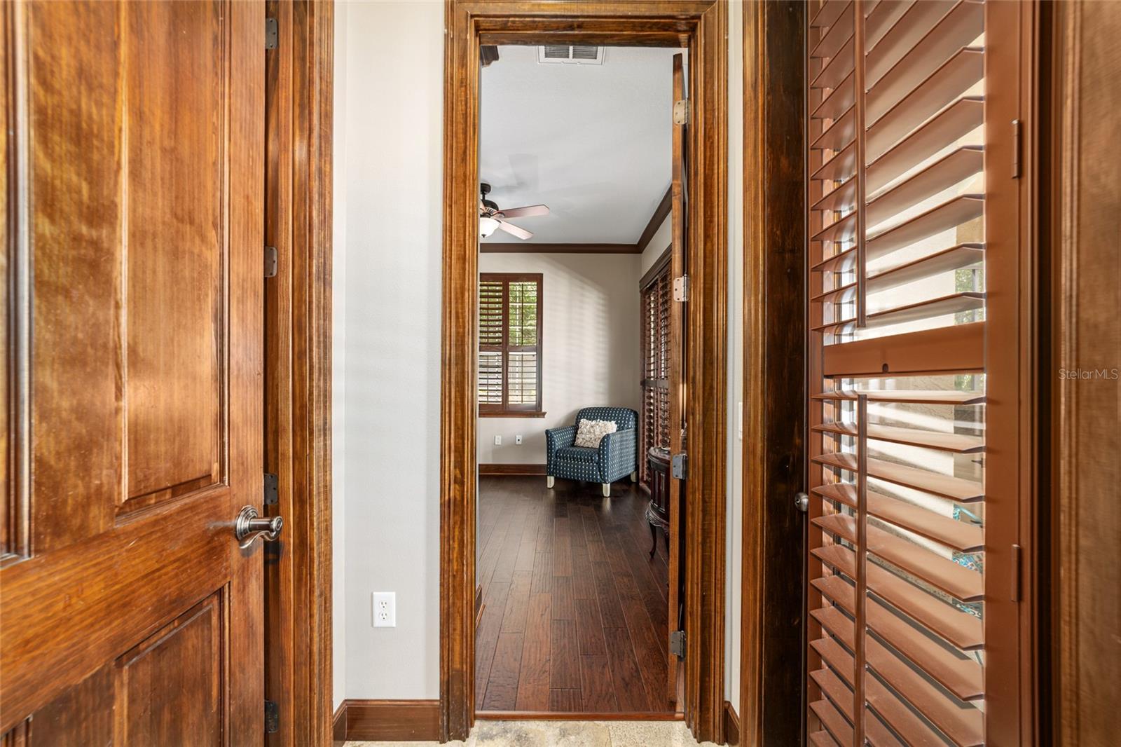 Image 22 of 73 For 678 47th Loop