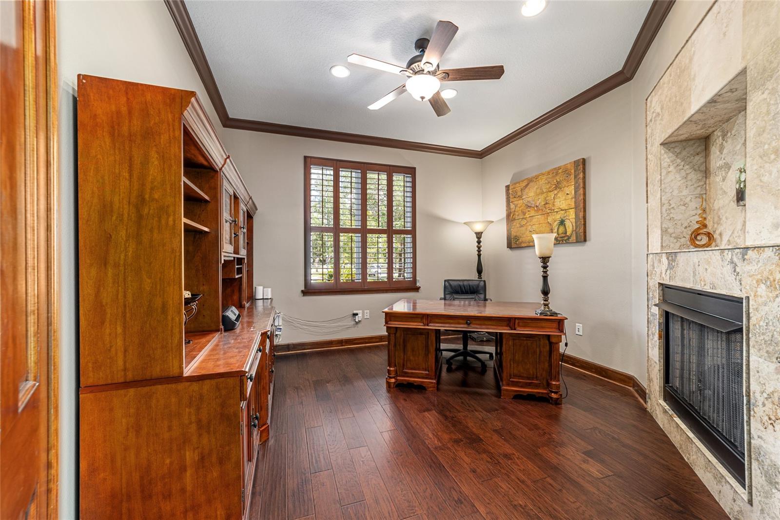 Image 28 of 73 For 678 47th Loop