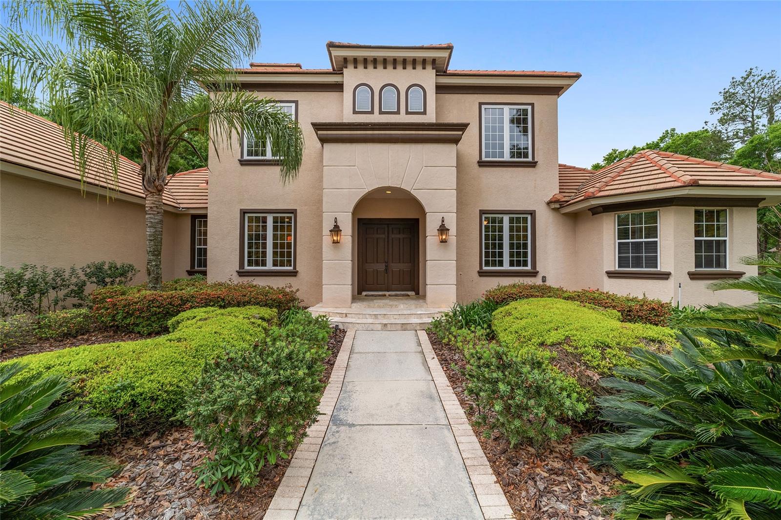 Image 4 of 73 For 678 47th Loop