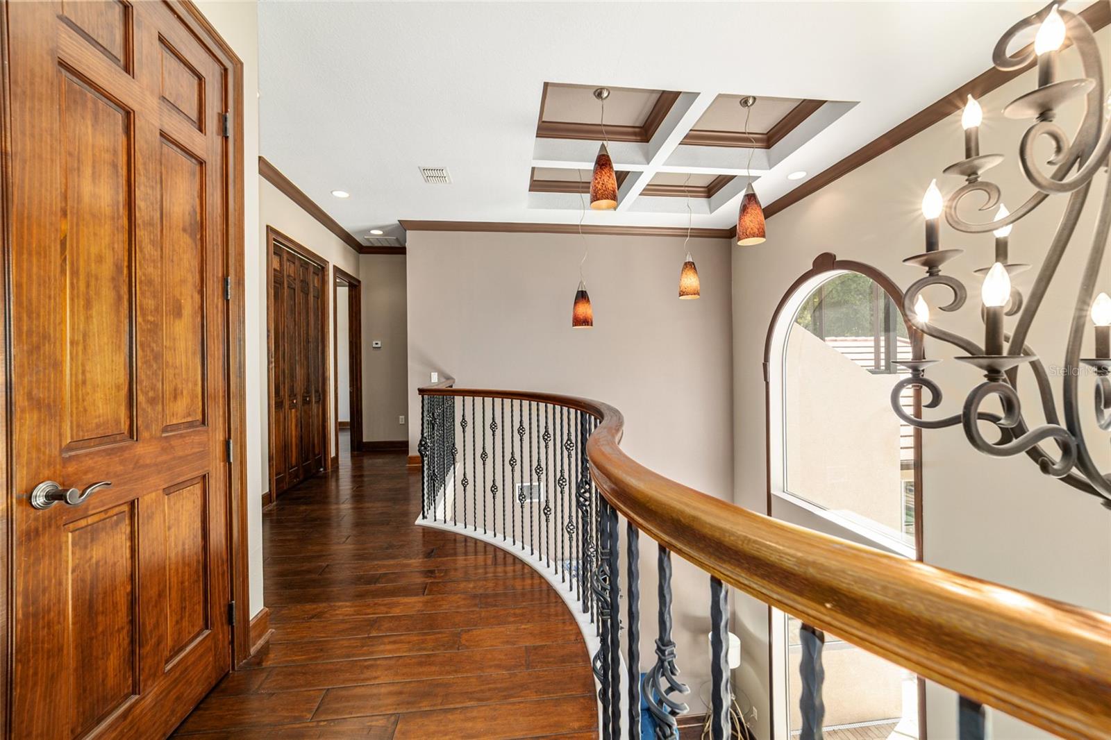 Image 43 of 73 For 678 47th Loop