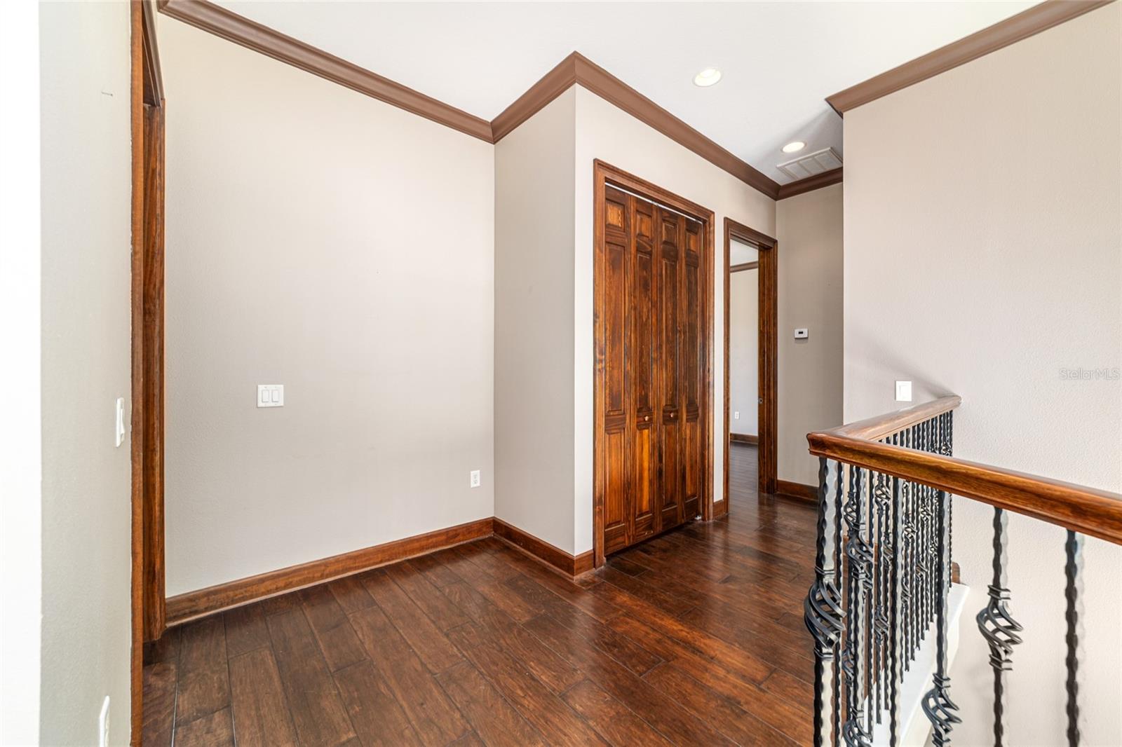 Image 45 of 73 For 678 47th Loop