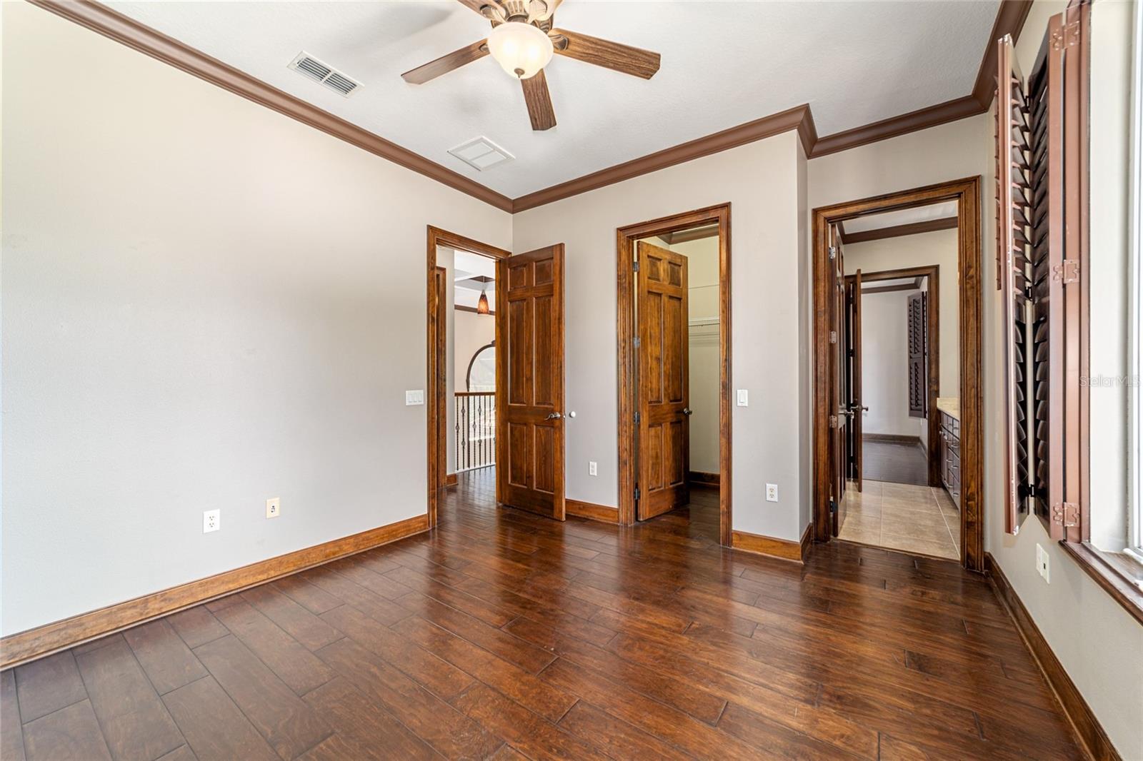 Image 53 of 73 For 678 47th Loop