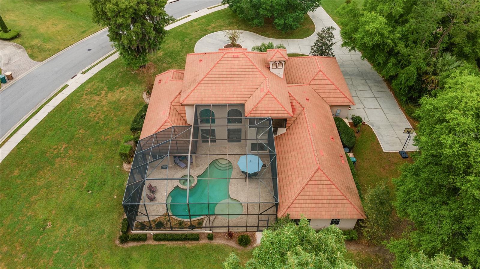 Image 57 of 73 For 678 47th Loop