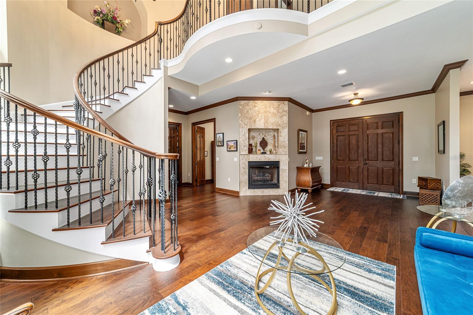 Image 8 of 73 For 678 47th Loop